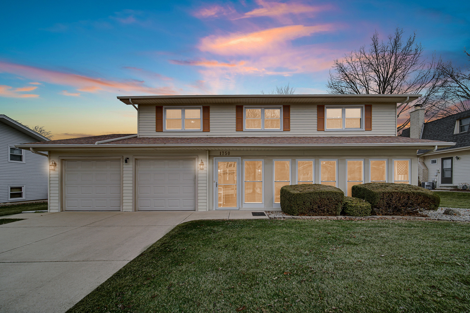 1750 Oxnard Drive, Downers Grove, IL 60516