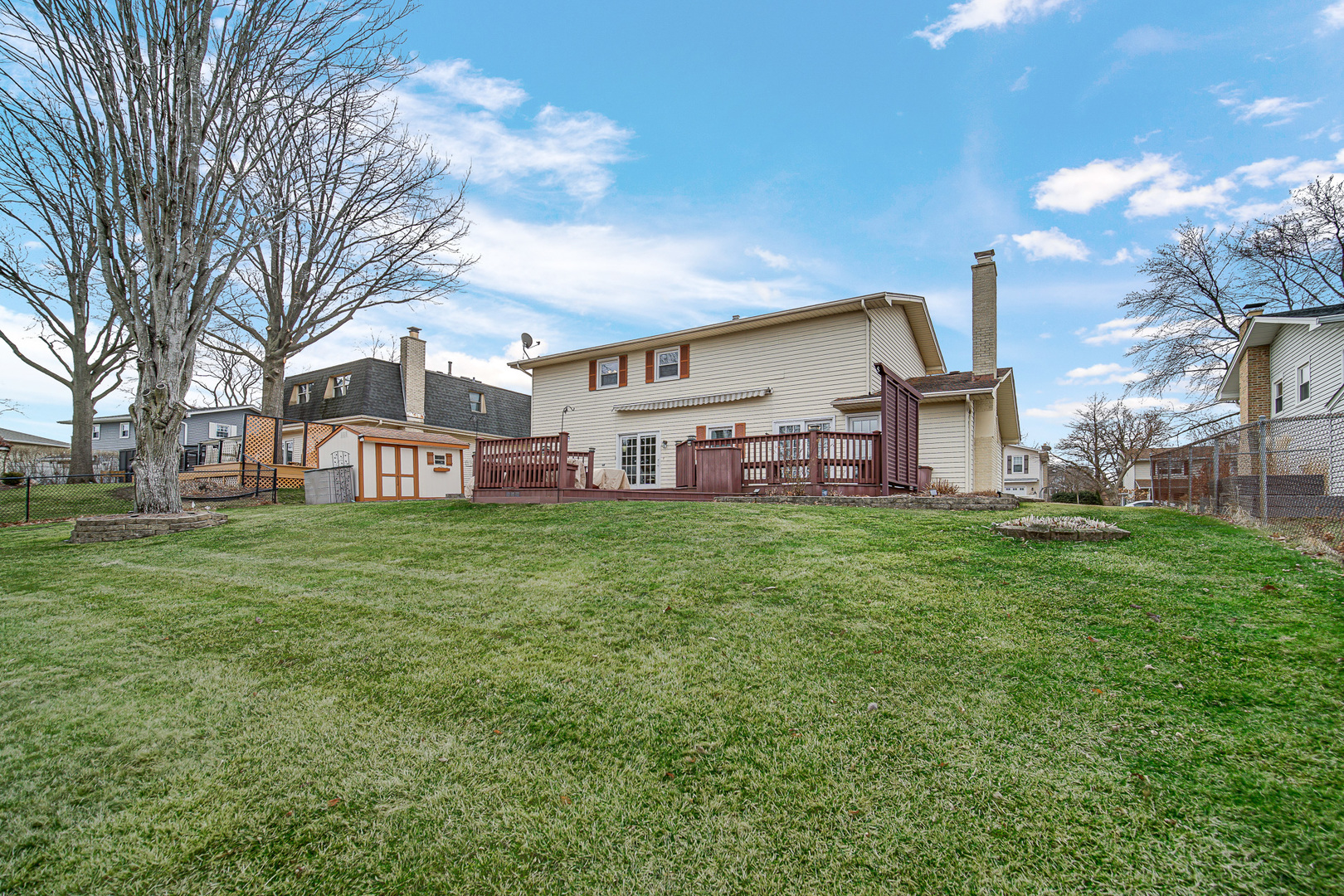 1750 Oxnard Drive, Downers Grove, IL 60516