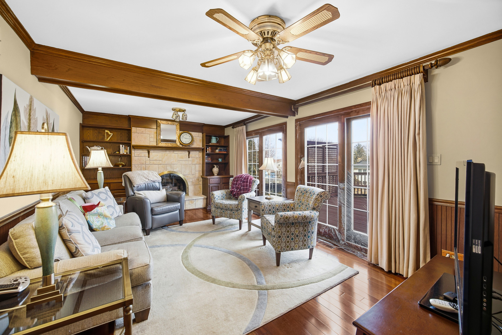 1750 Oxnard Drive, Downers Grove, IL 60516