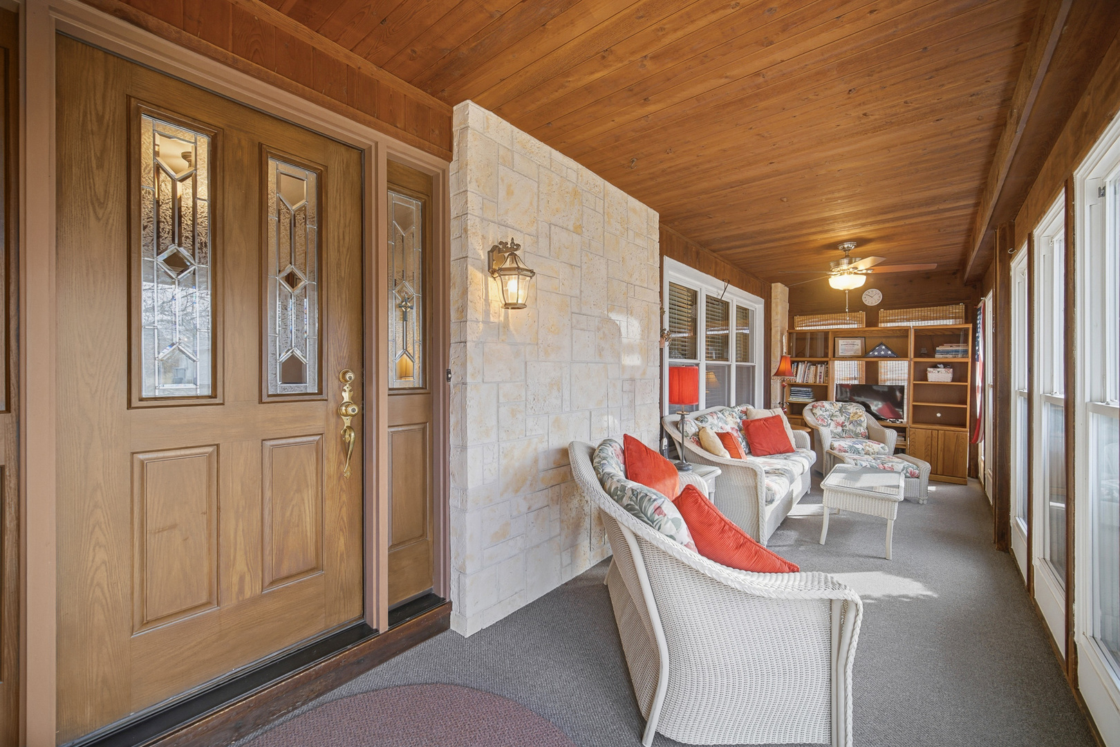 1750 Oxnard Drive, Downers Grove, IL 60516