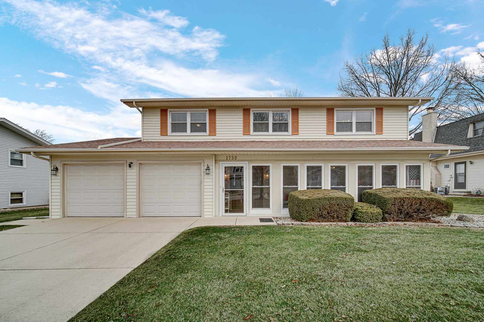 1750 Oxnard Drive, Downers Grove, IL 60516