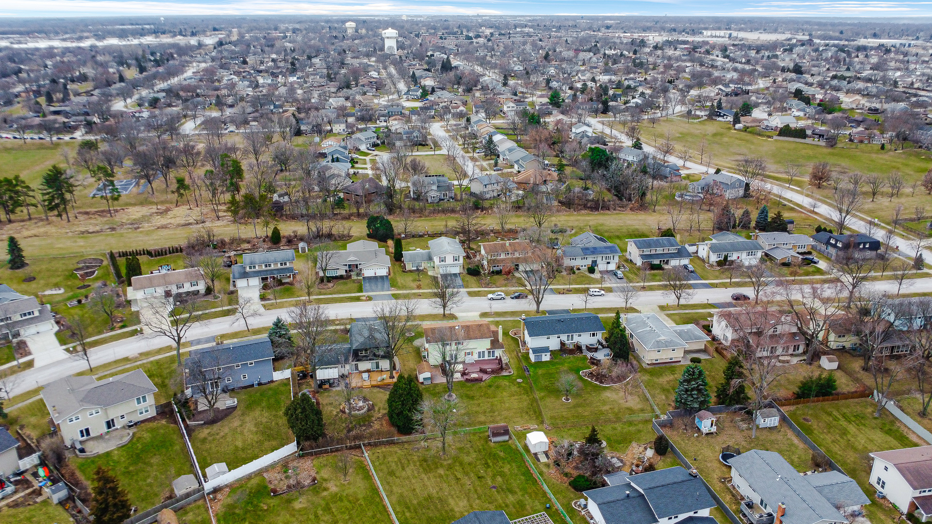 1750 Oxnard Drive, Downers Grove, IL 60516