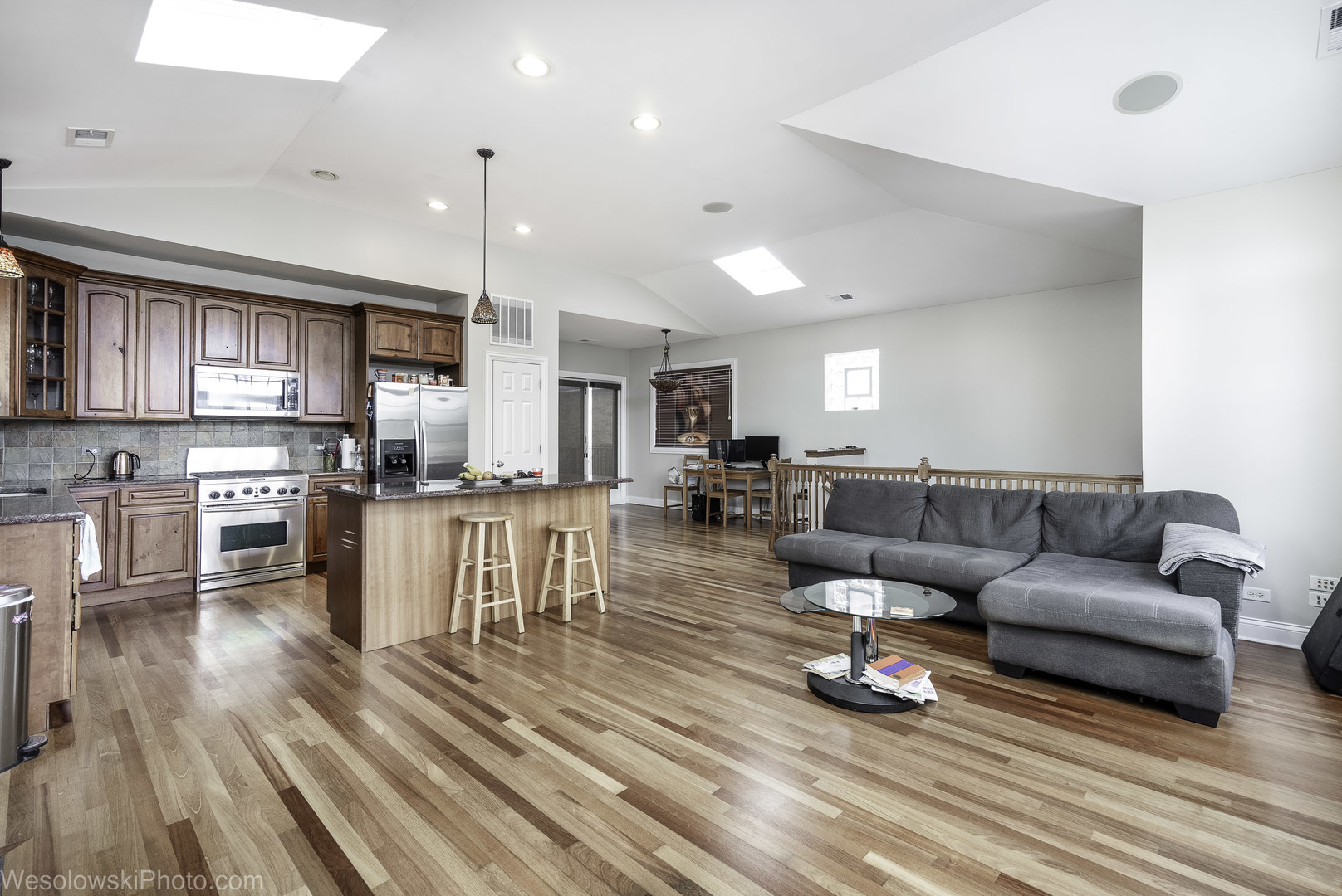 6140 W Gunnison Street #3, Chicago, IL 60630