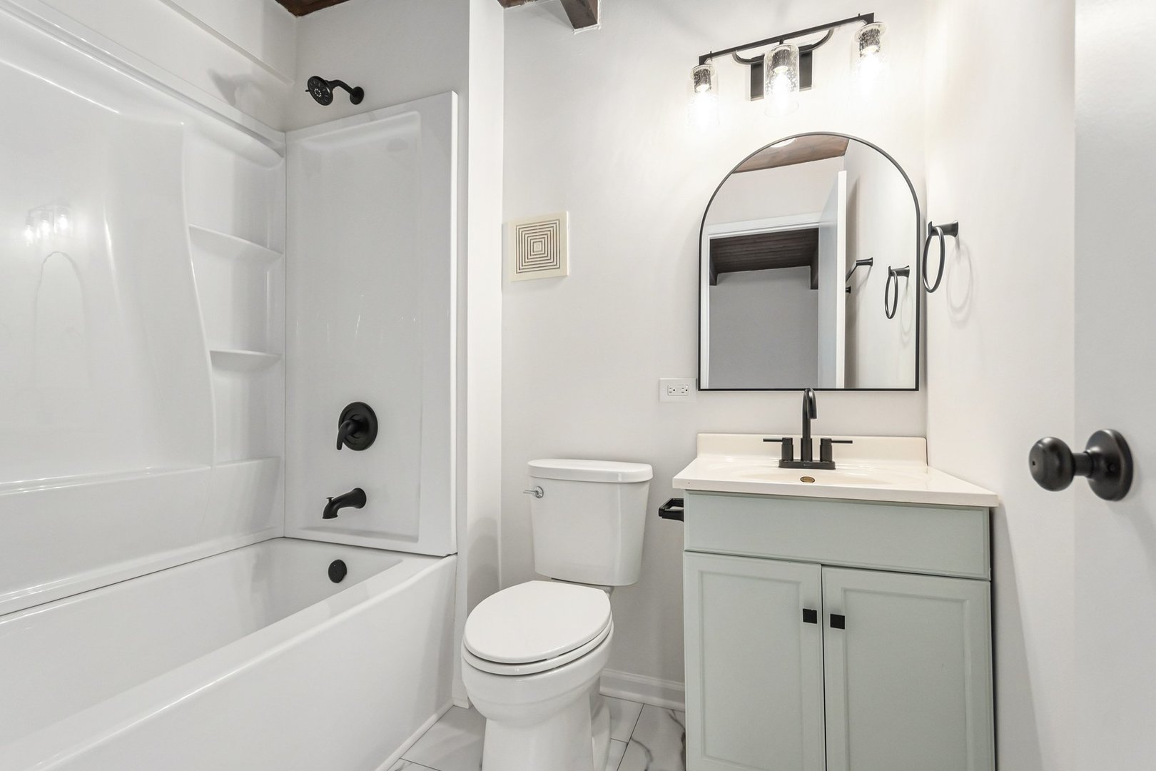 79 Maude Avenue #E, Fox Lake, IL 60020