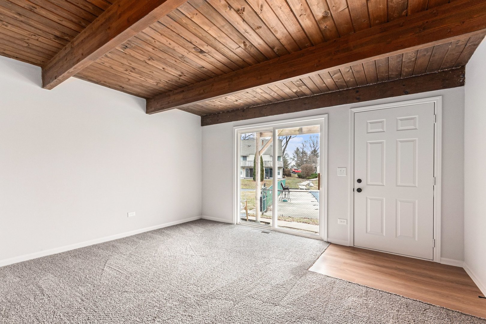 79 Maude Avenue #E, Fox Lake, IL 60020