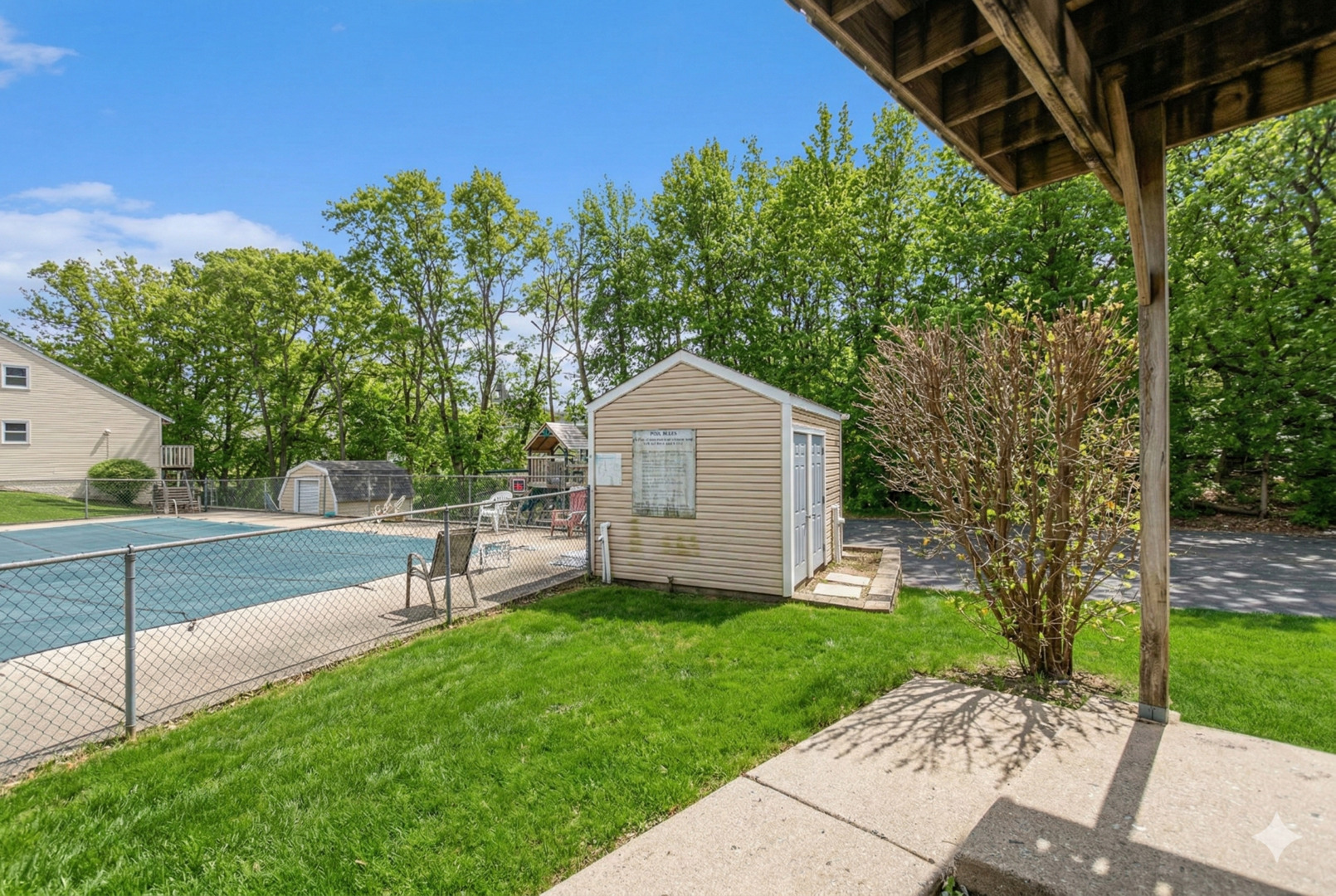 79 Maude Avenue #E, Fox Lake, IL 60020