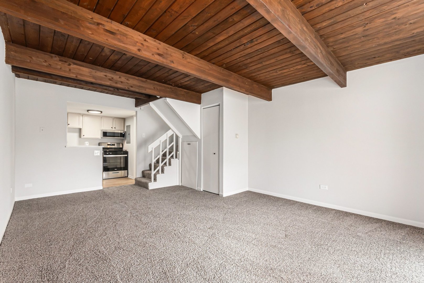 79 Maude Avenue #E, Fox Lake, IL 60020