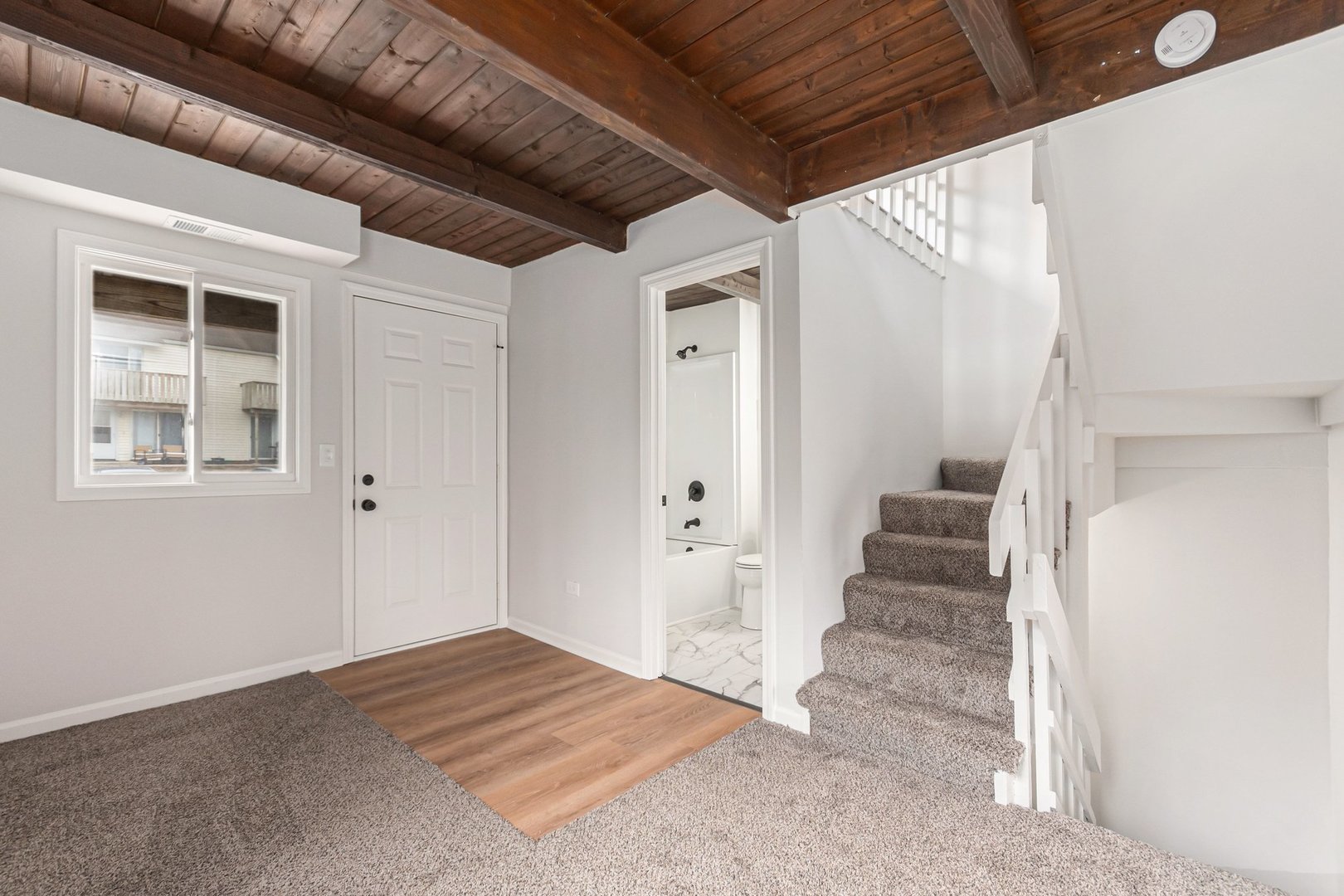 79 Maude Avenue #E, Fox Lake, IL 60020