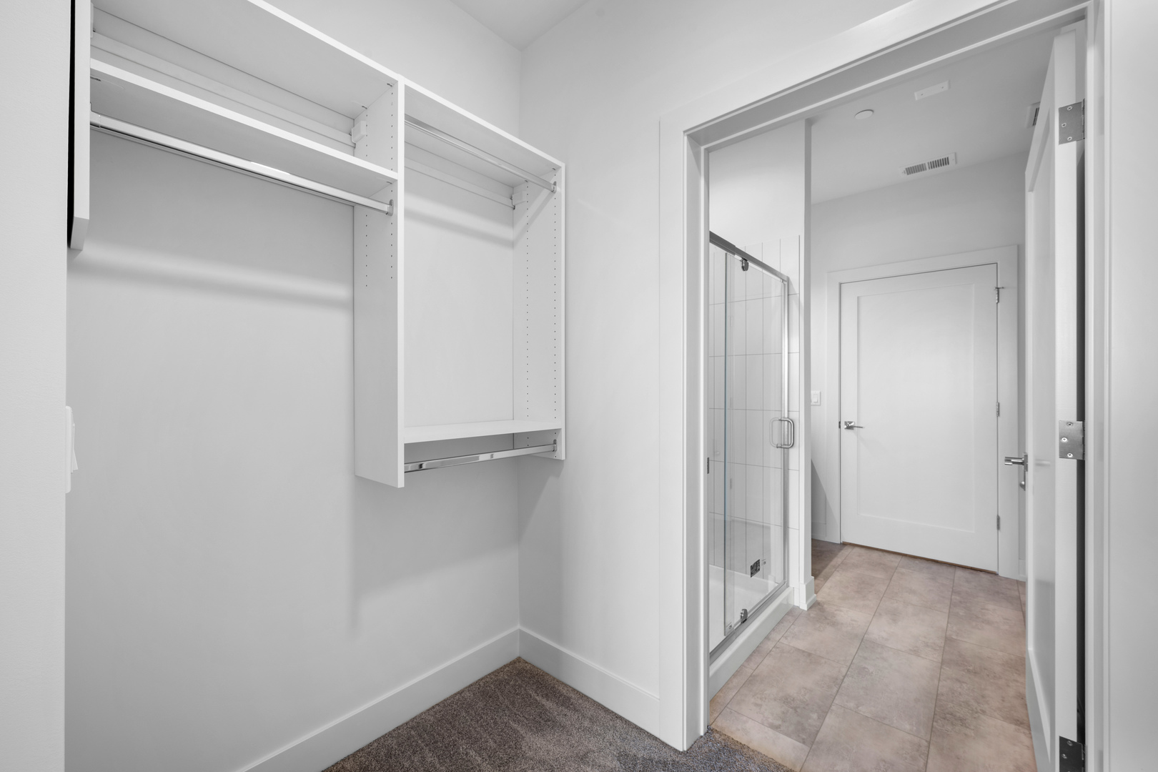 27 W Park Boulevard #303, Villa Park, IL 60181