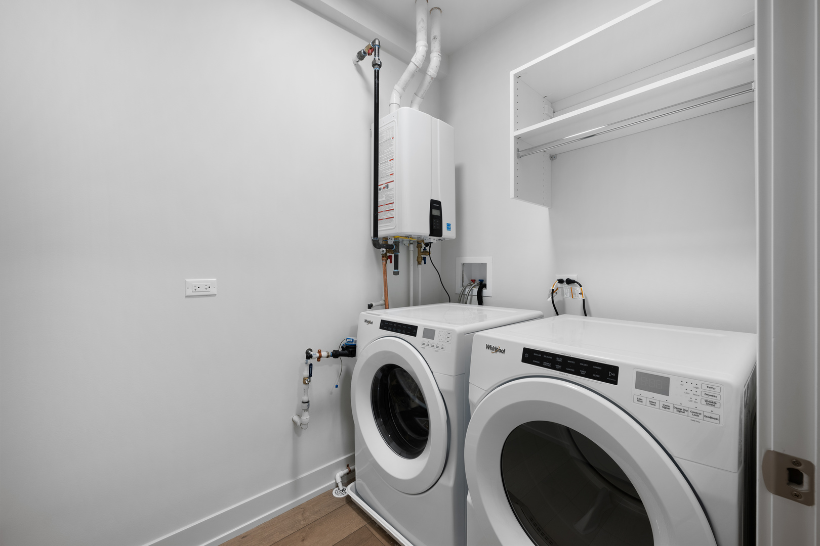 27 W Park Boulevard #303, Villa Park, IL 60181