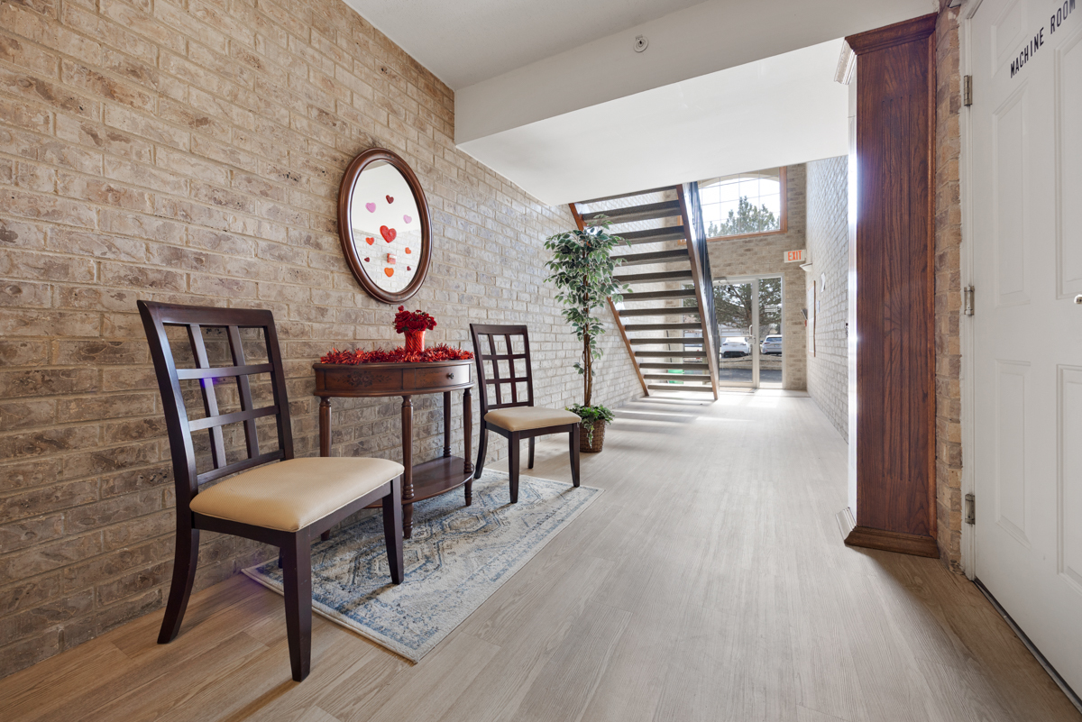 18630 Pine Lake Drive #2C, Tinley Park, IL 60477