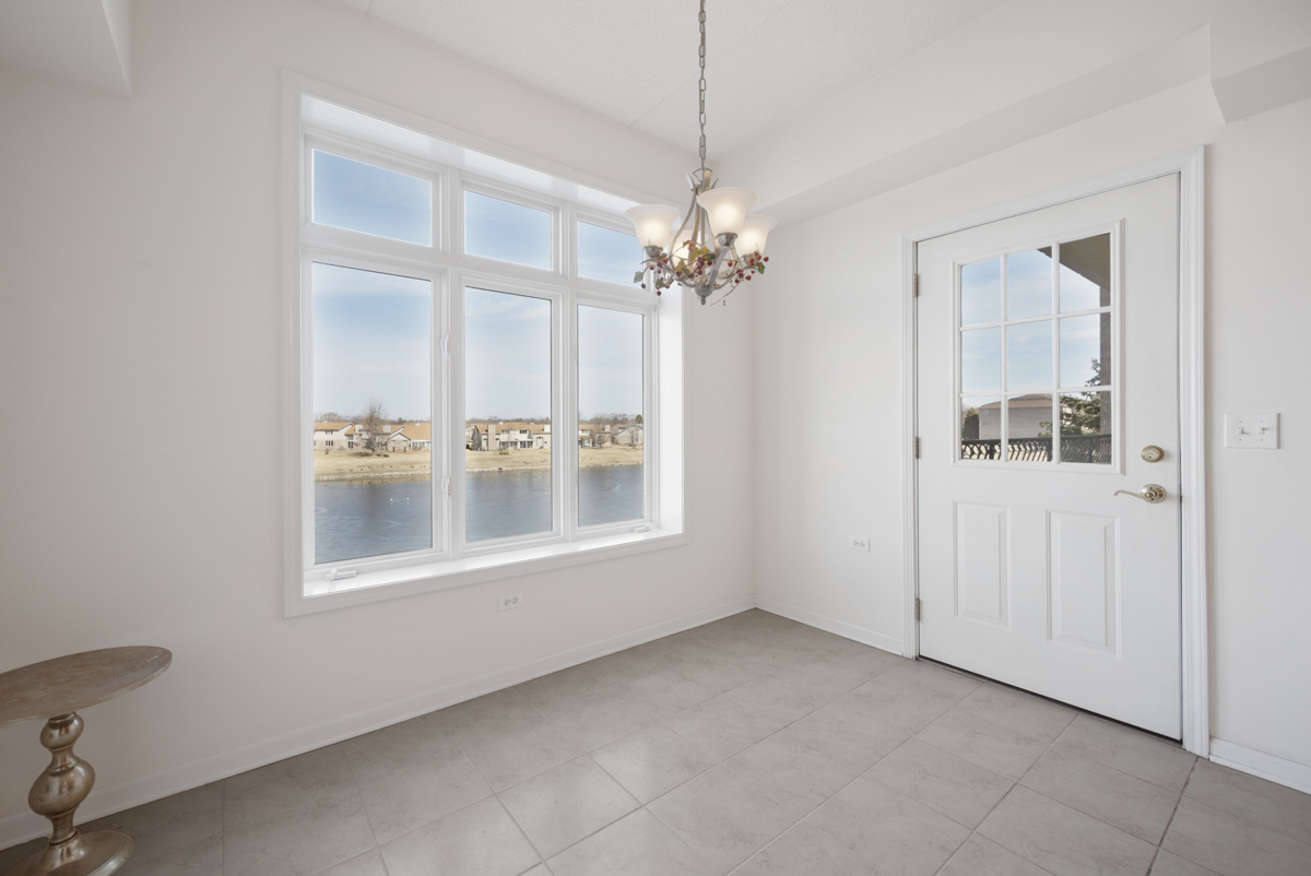 18630 Pine Lake Drive #2C, Tinley Park, IL 60477