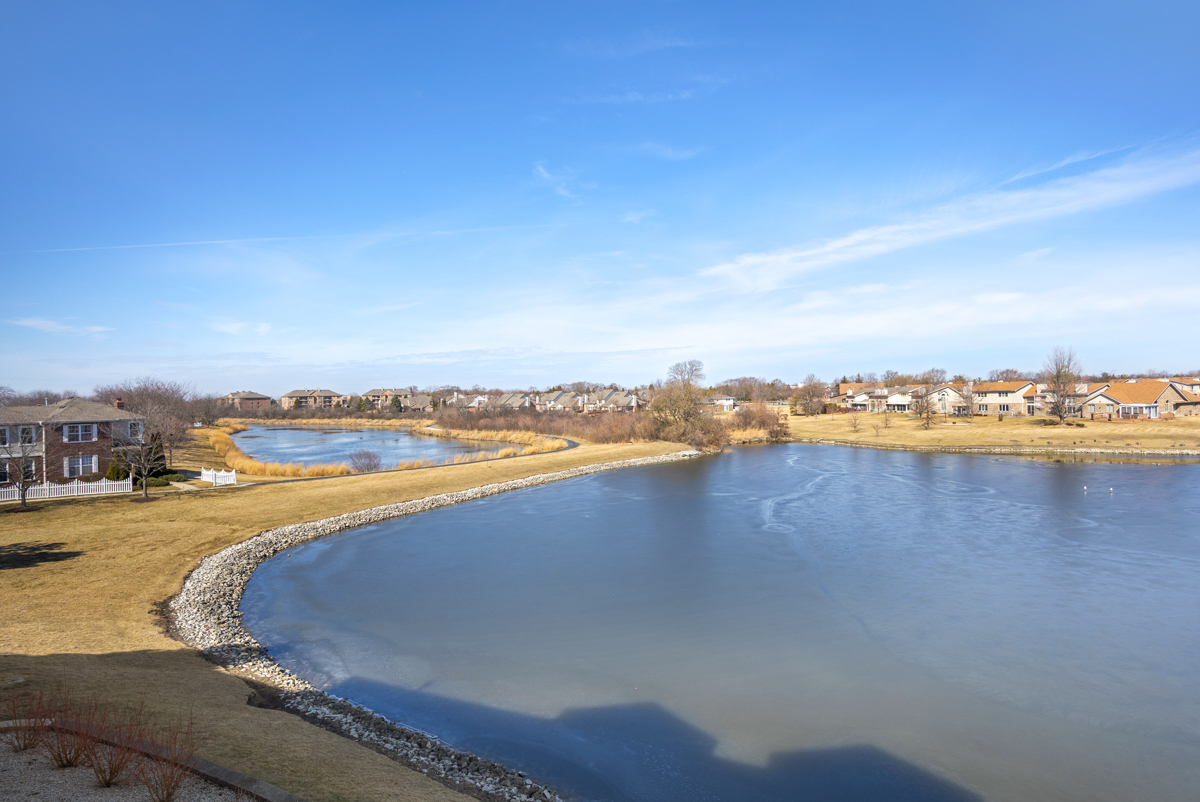 18630 Pine Lake Drive #2C, Tinley Park, IL 60477