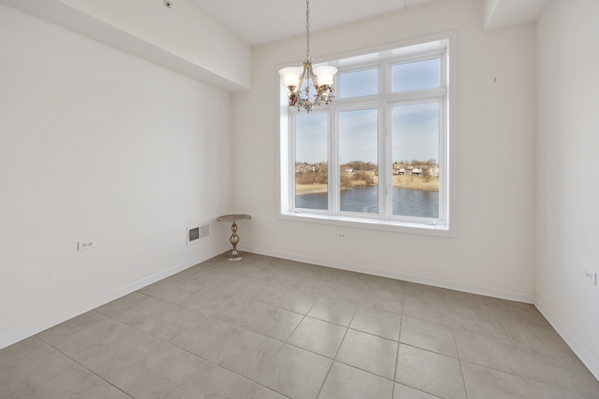 18630 Pine Lake Drive #2C, Tinley Park, IL 60477