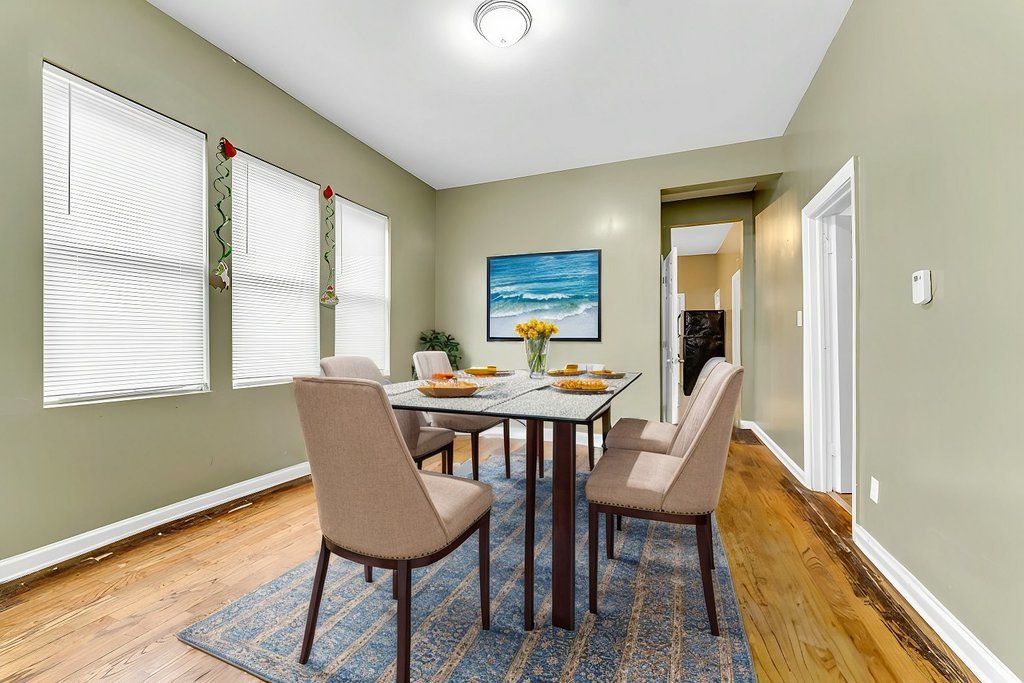 3011 E 80th Street, Chicago, IL 60617