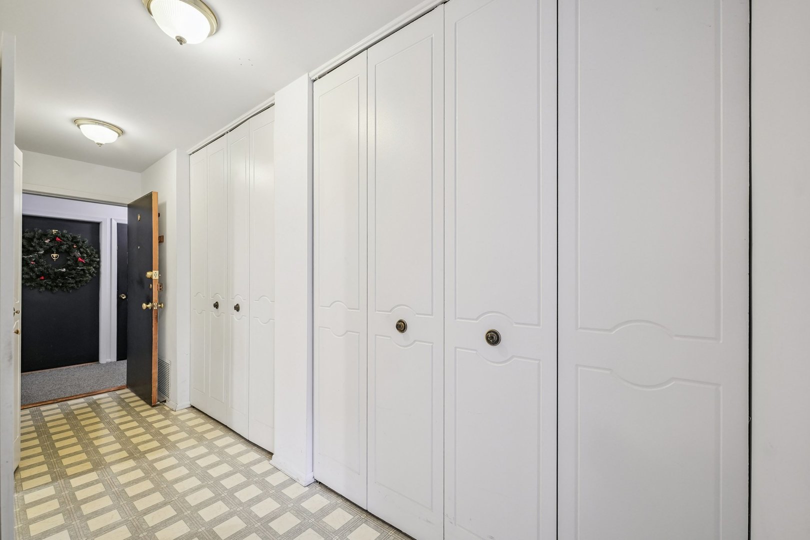 7314 Randolph Street #3D, Forest Park, IL 60130