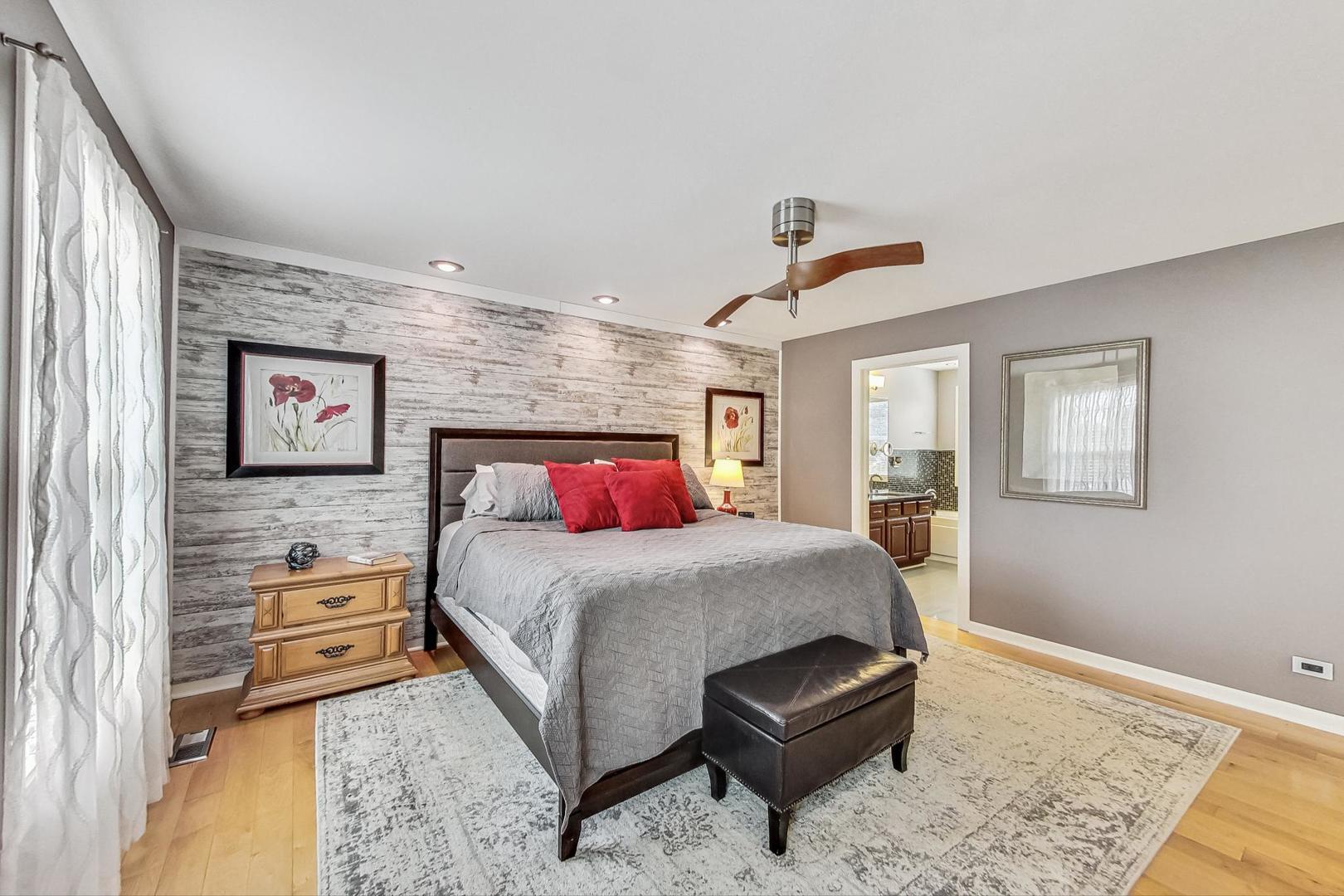 Plainfield, IL 60585