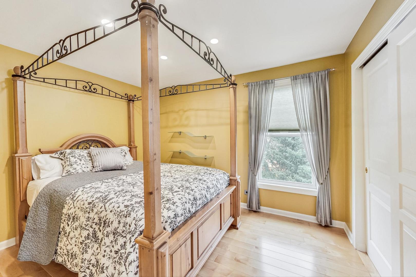 Plainfield, IL 60585