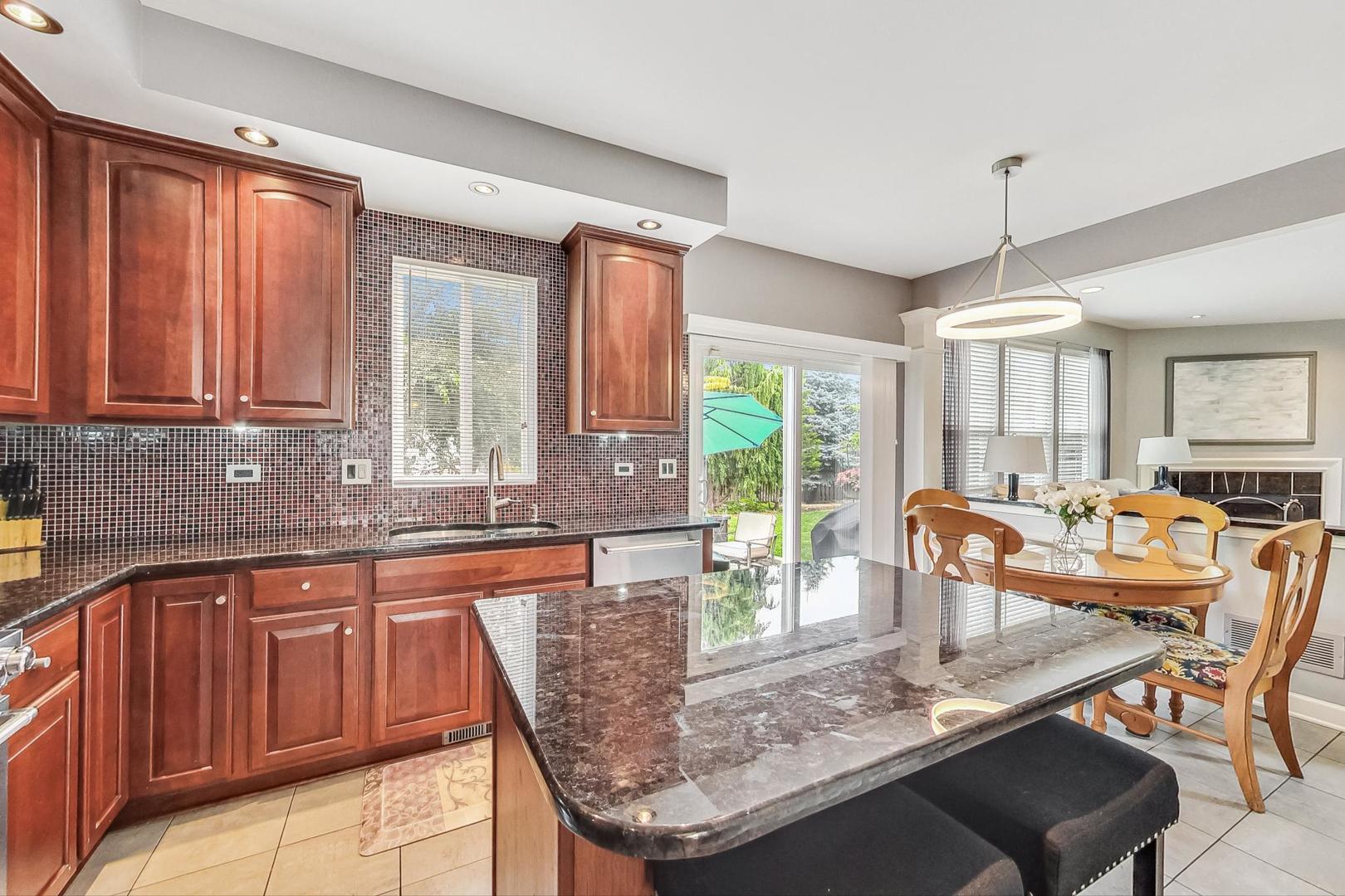 Plainfield, IL 60585