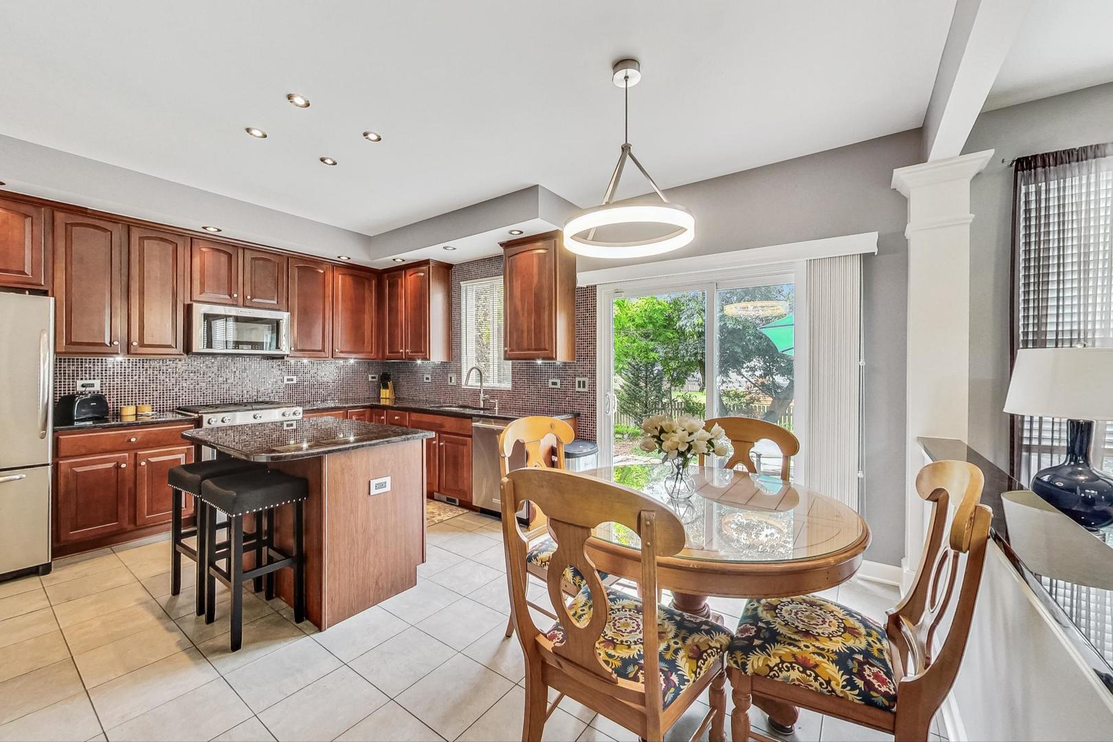 Plainfield, IL 60585