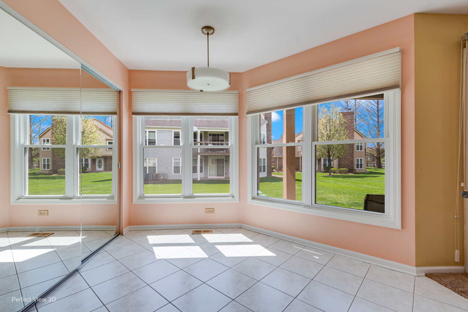 2530 Live Oak Lane, Buffalo Grove, IL 60089