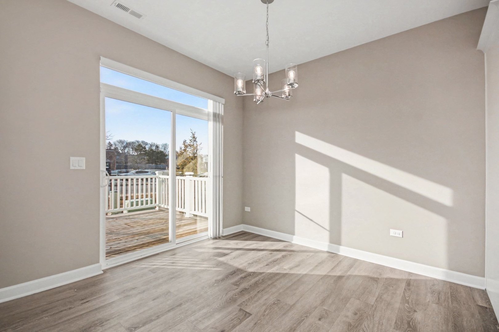 253 Masters Drive, Addison, IL 60101