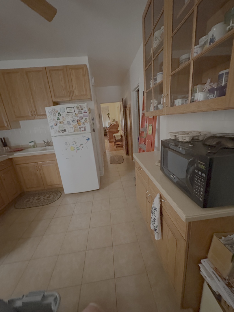 4049 N Troy Street, Chicago, IL 60618