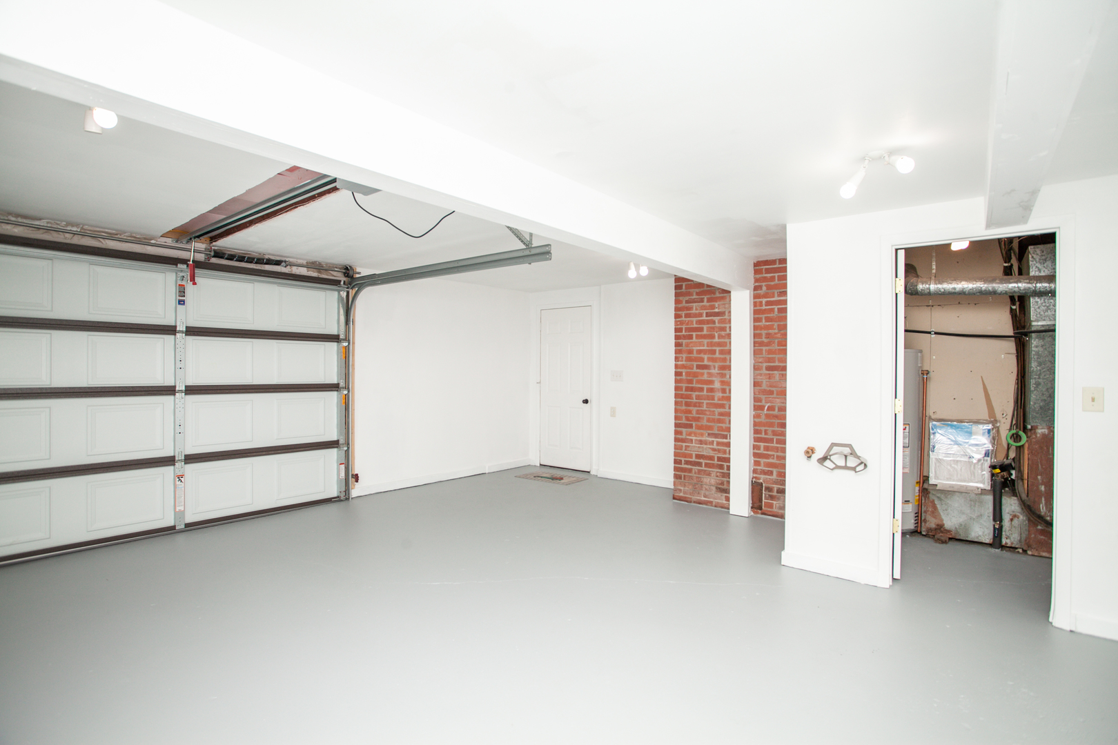 1114 E Lafayette Street, Bloomington, IL 61701