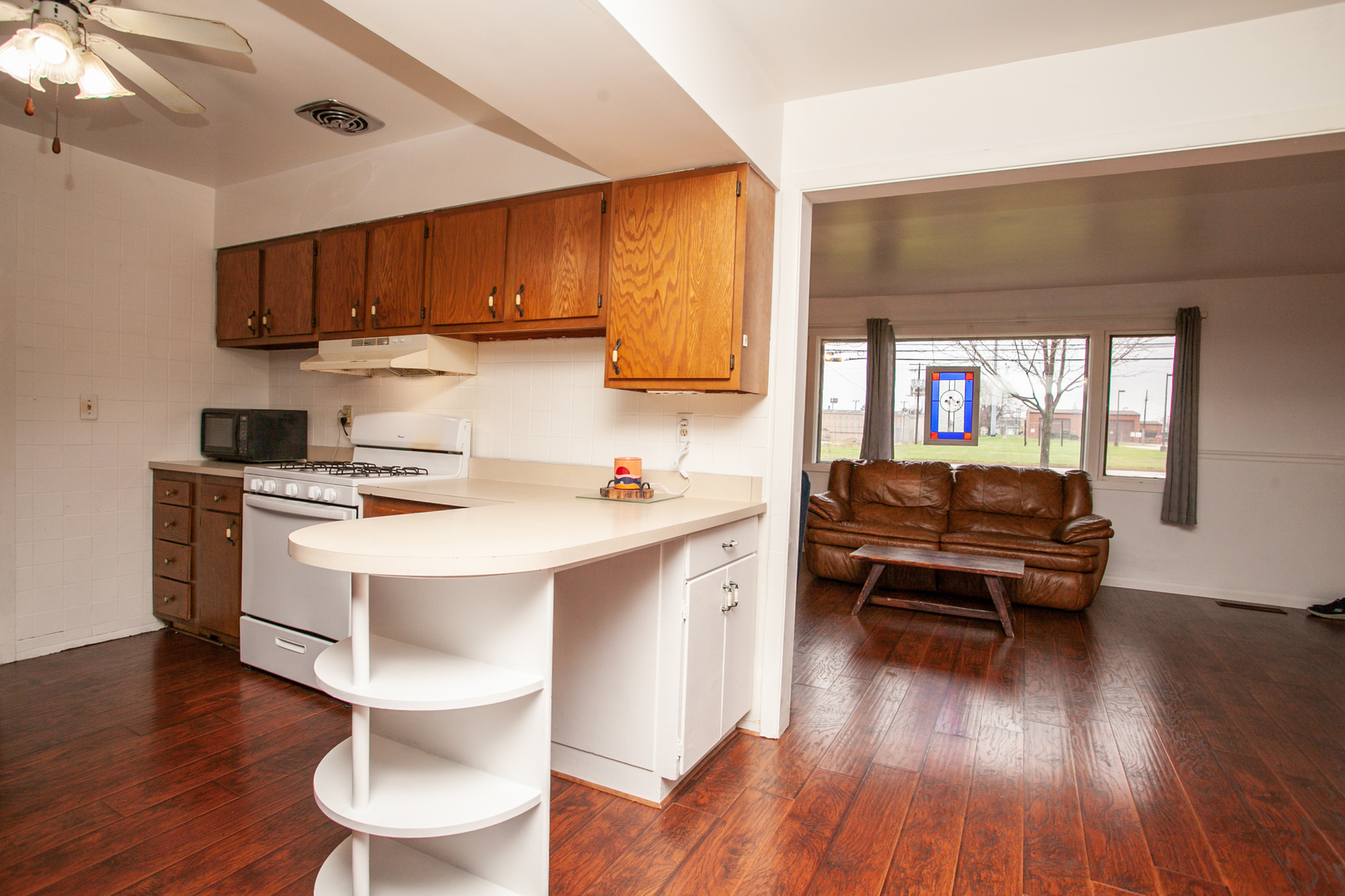 1114 E Lafayette Street, Bloomington, IL 61701