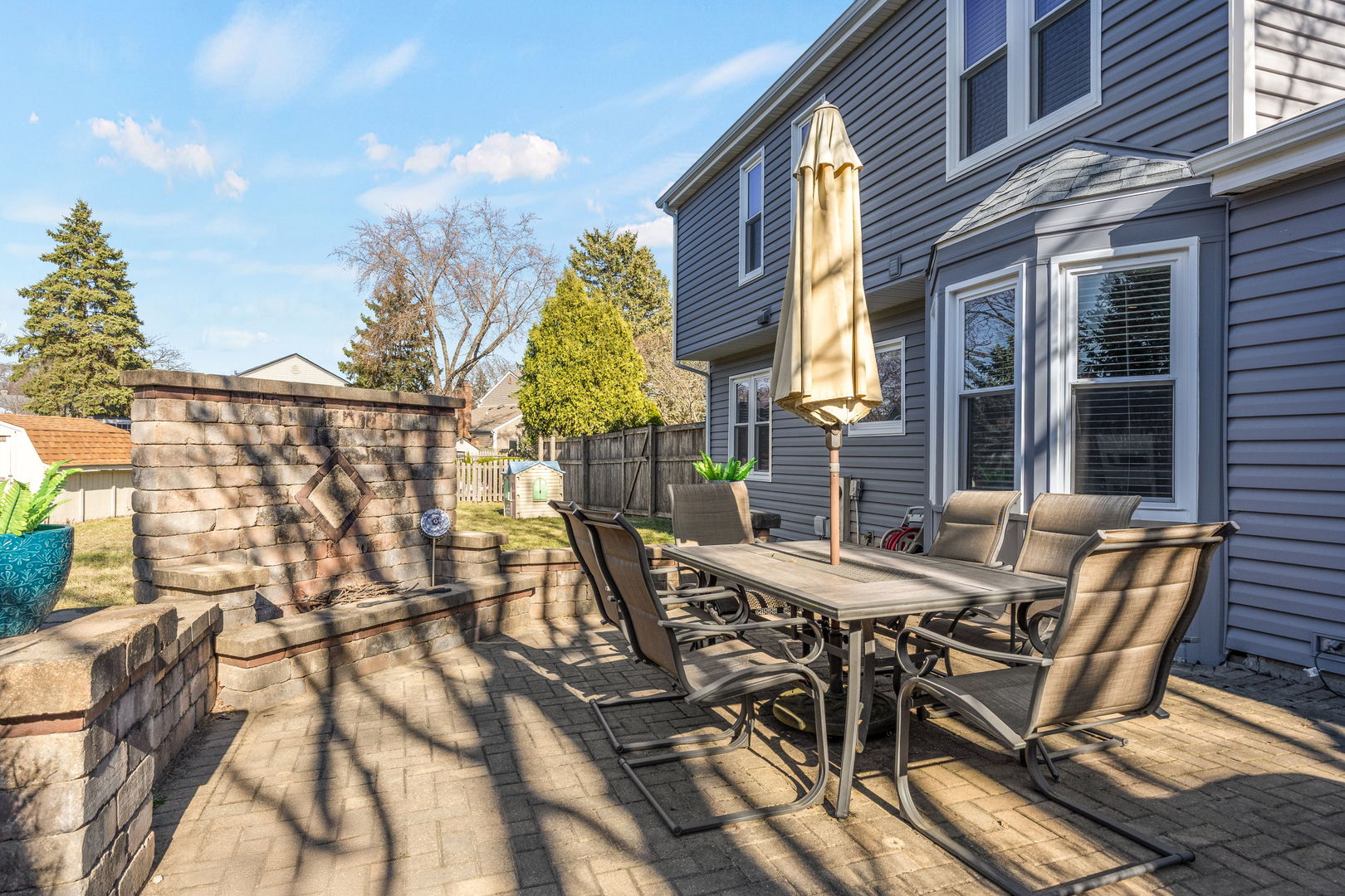 2305 Hartford Court, Naperville, IL 60565