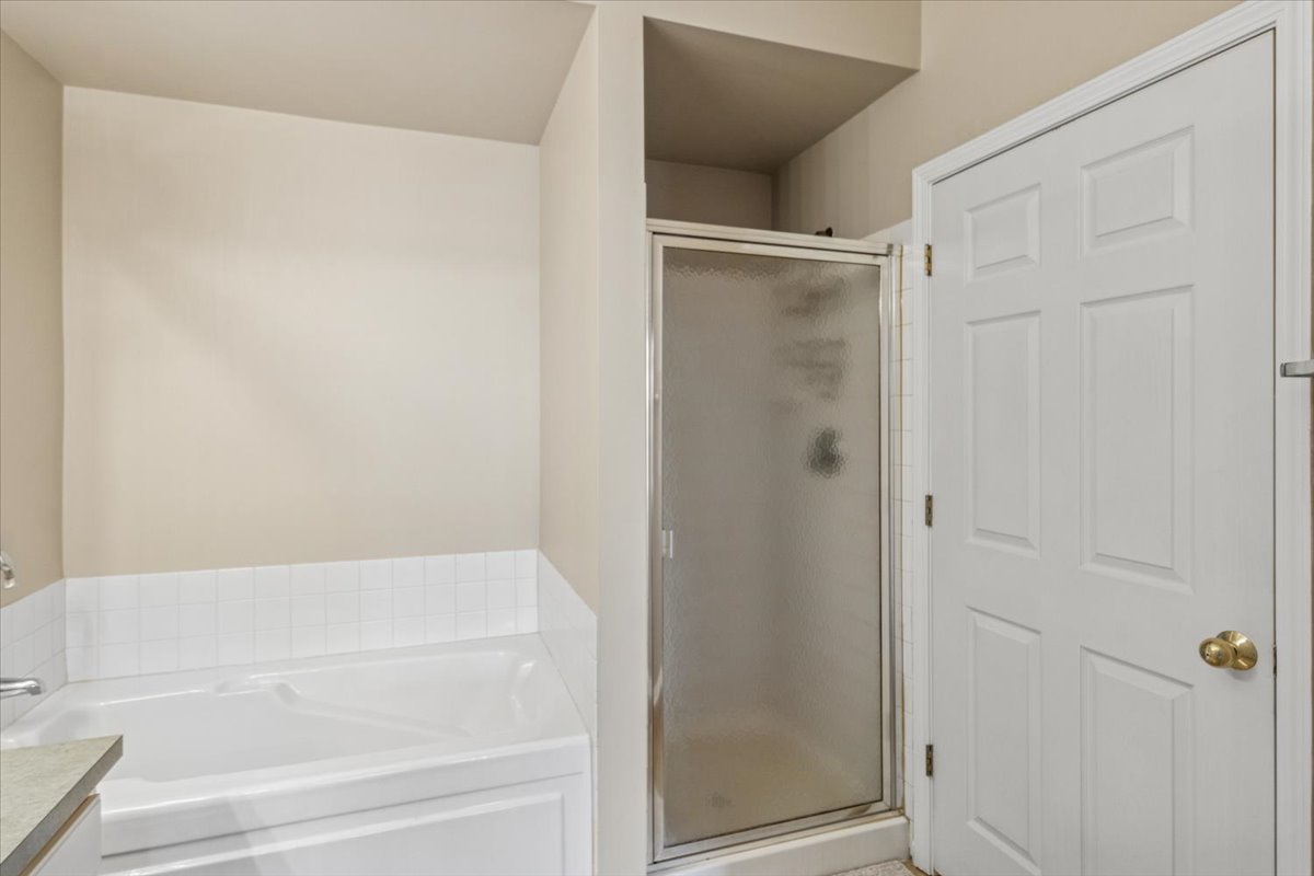 3100 Town Square Drive #308, Rolling Meadows, IL 60008