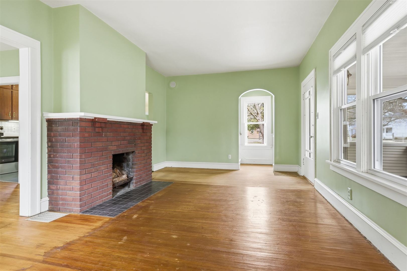 907 S Fell Avenue, Normal, IL 61761