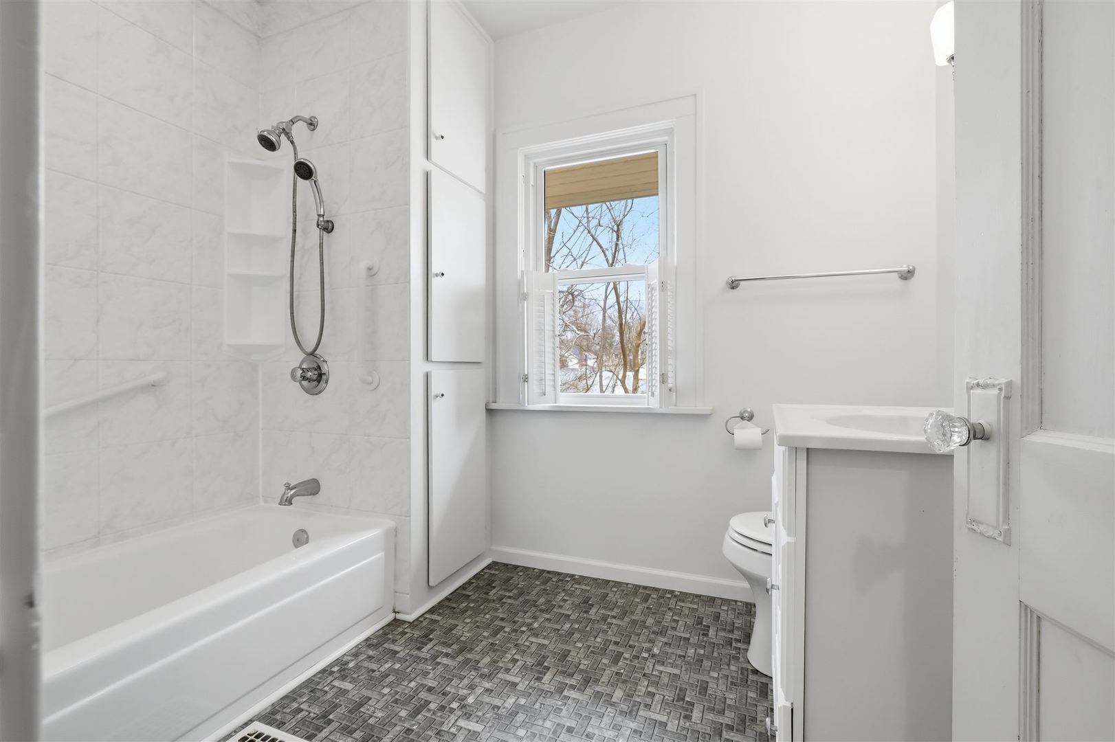 907 S Fell Avenue, Normal, IL 61761