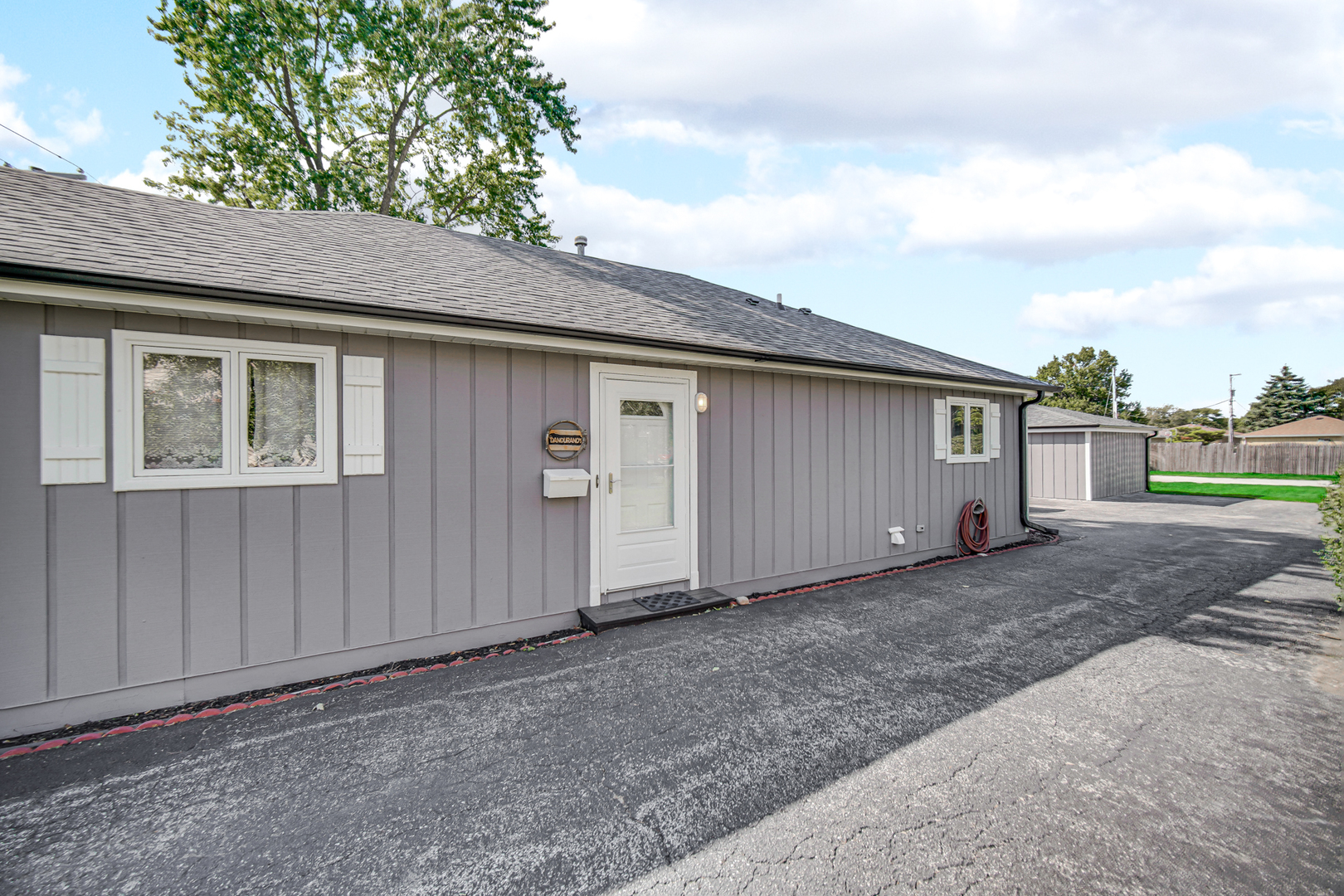 2606 W Walter Zimny Drive, Posen, IL 60469