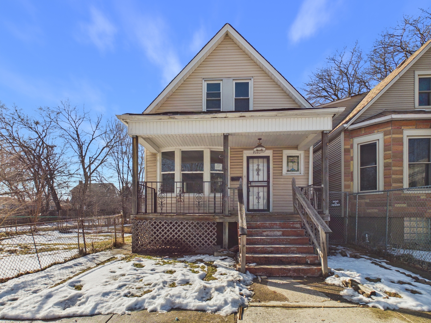6206 S Winchester Avenue, Chicago, IL 60636
