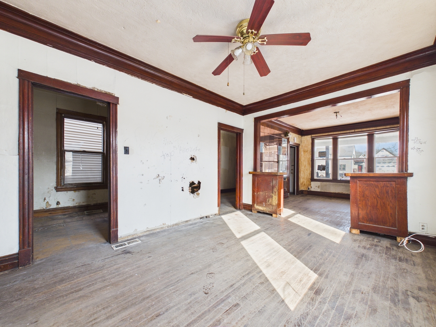 6206 S Winchester Avenue, Chicago, IL 60636