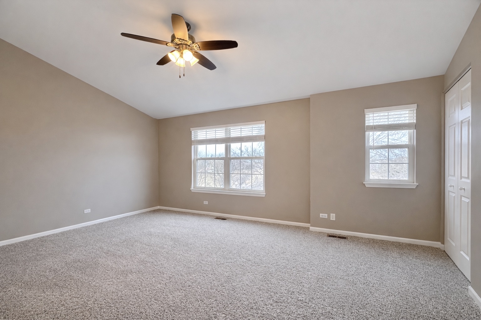 14527 Patriot Square Drive, Plainfield, IL 60544