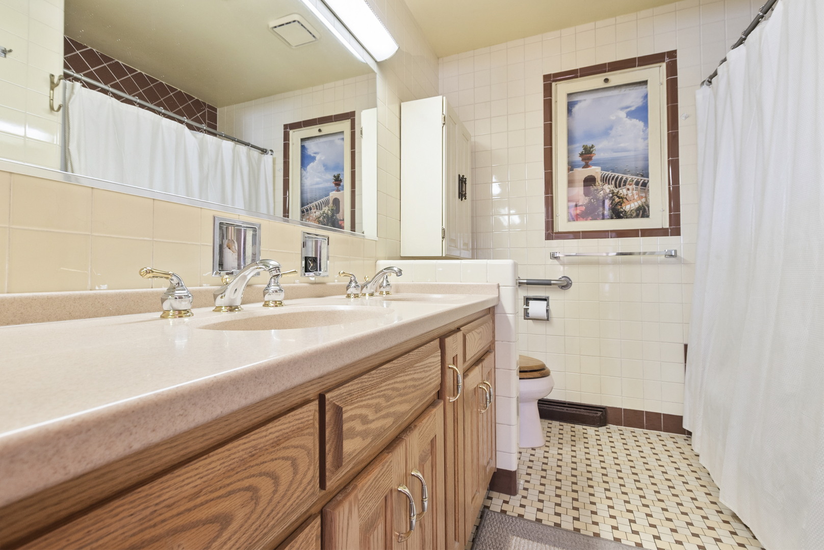 18515 Dundee Avenue, Homewood, IL 60430