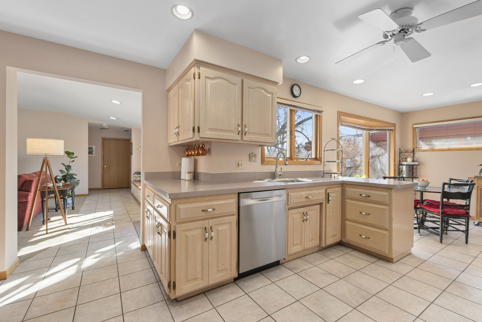 18515 Dundee Avenue, Homewood, IL 60430