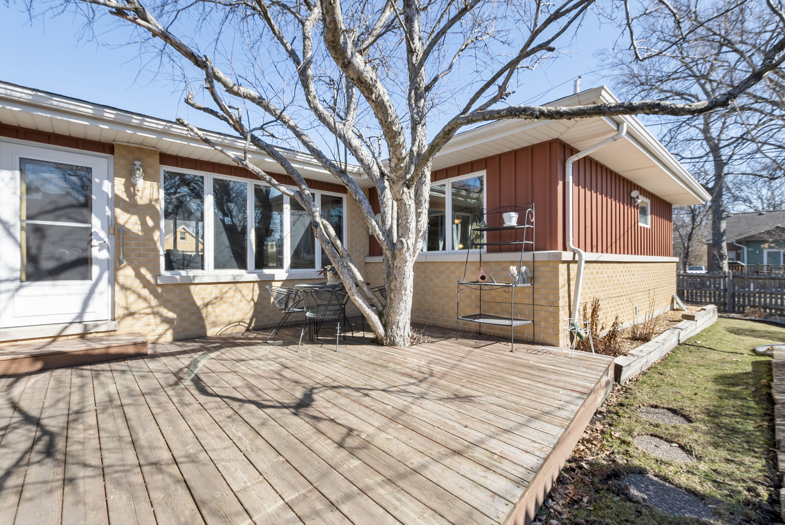 18515 Dundee Avenue, Homewood, IL 60430