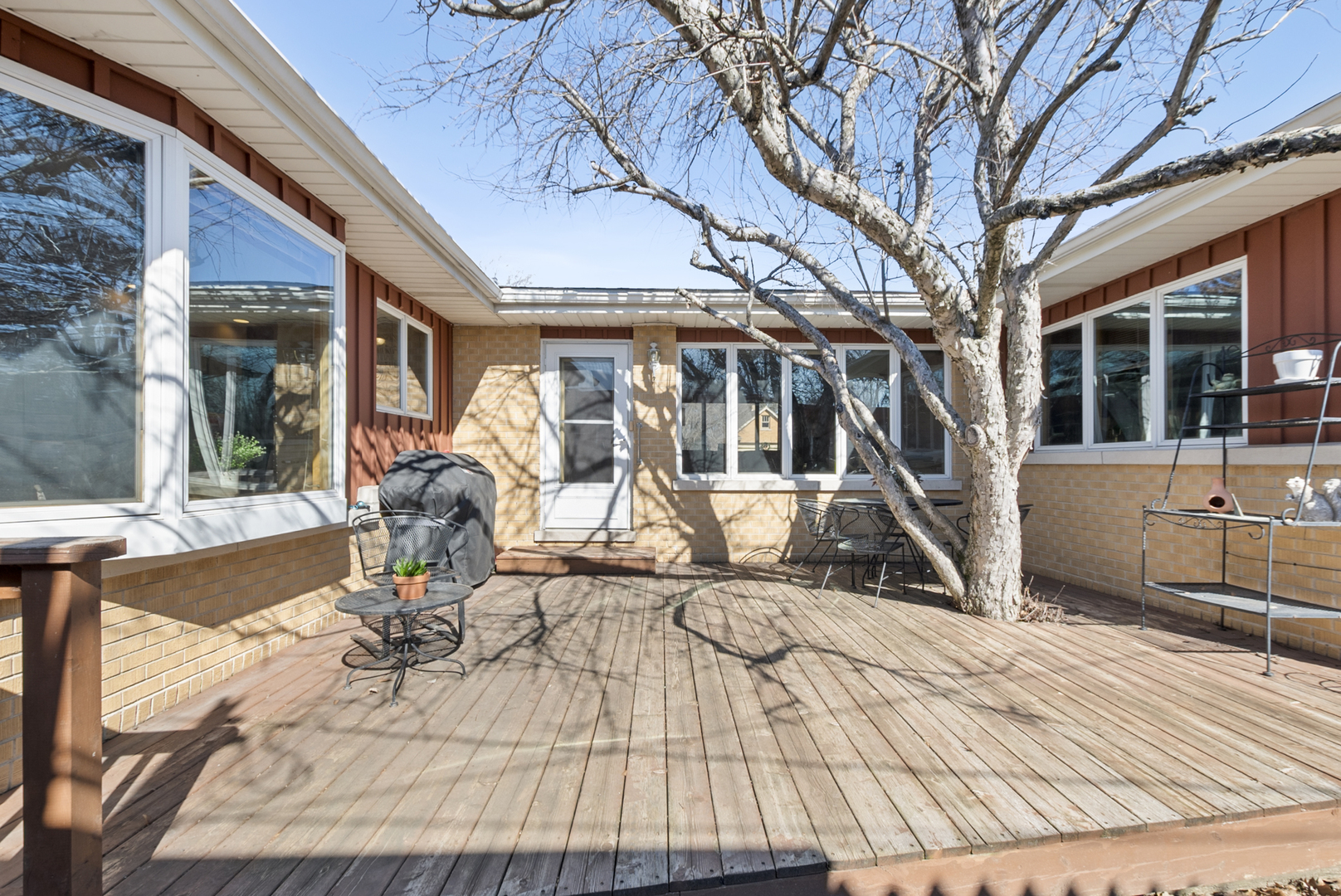 18515 Dundee Avenue, Homewood, IL 60430