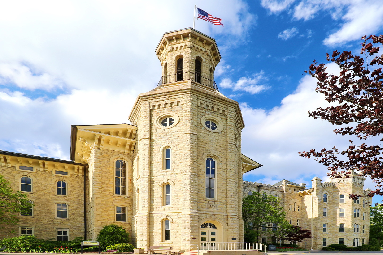 24 Winners Cup Circle, Wheaton, IL 60189