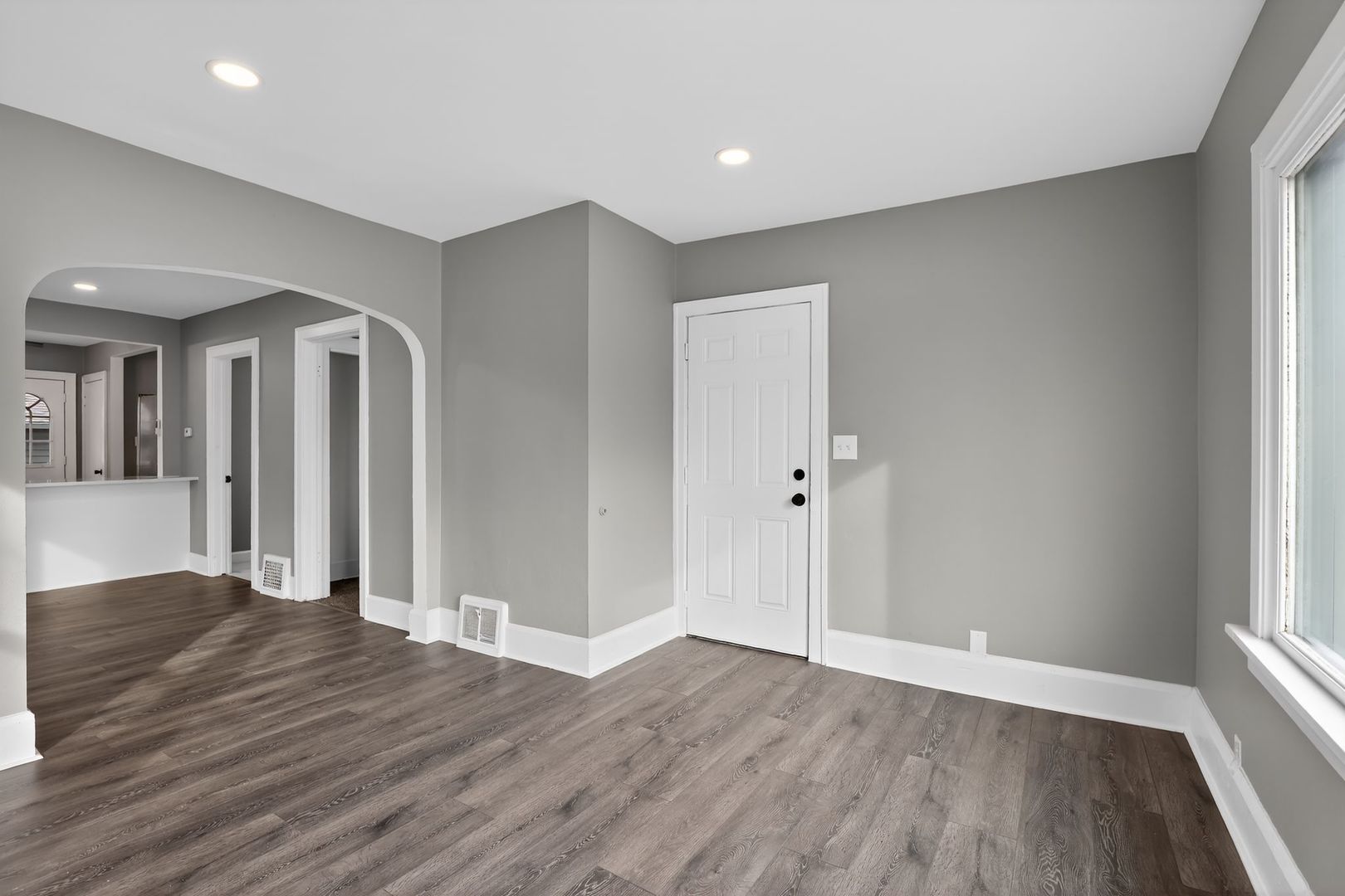 601 S Henrietta Avenue, Rockford, IL 61102