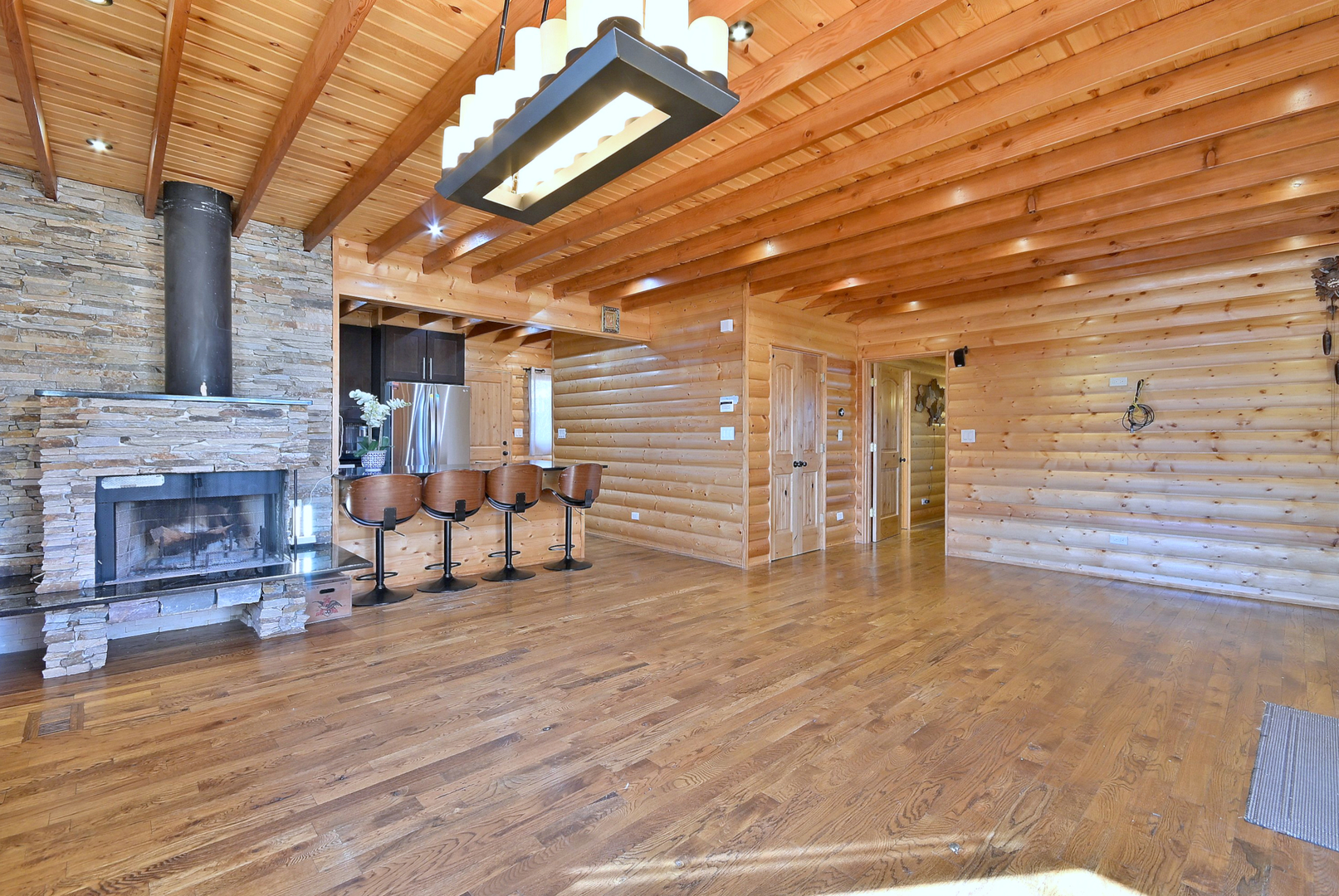 3880 SCOTT Street, Schiller Park, IL 60176