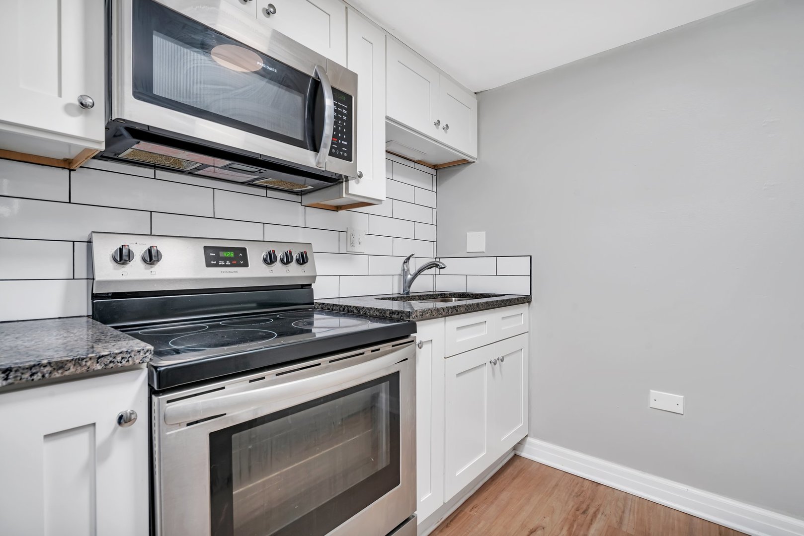 315 W Kimbell Avenue #03, Elmhurst, IL 60126