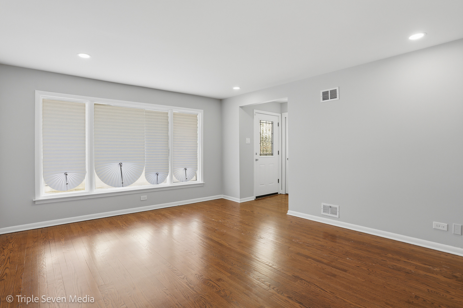 494 Oglesby Avenue, Calumet City, IL 60409