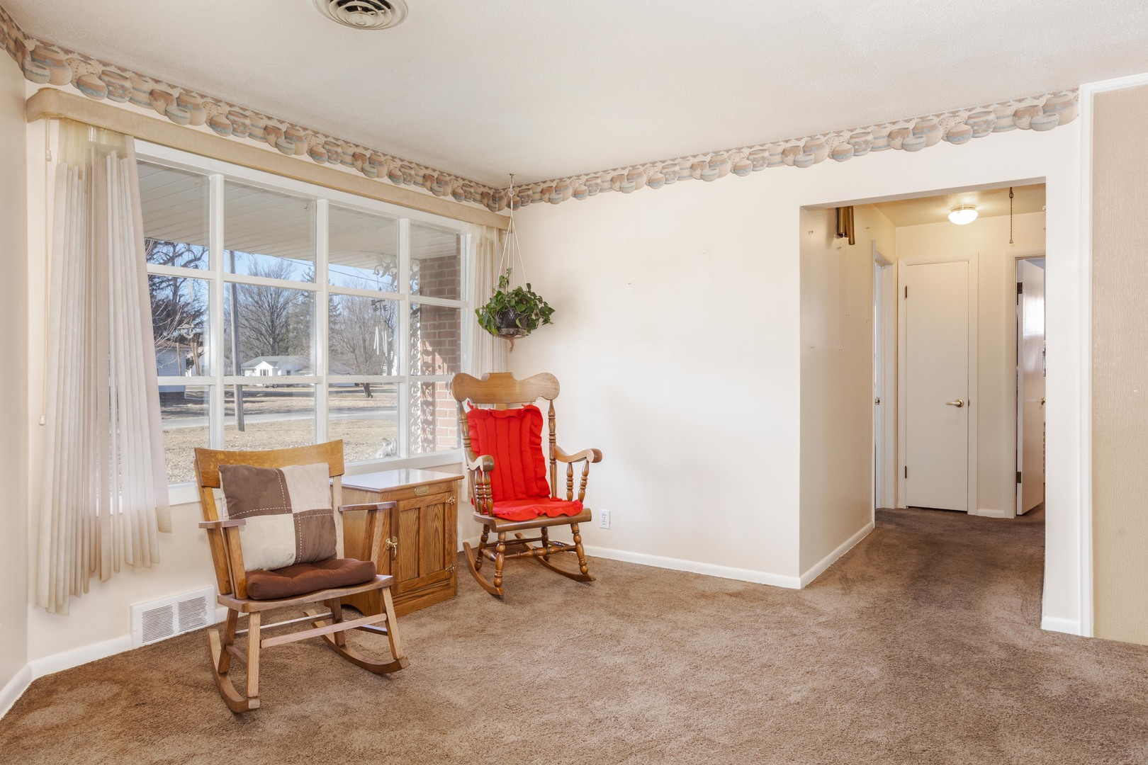 315 S Maple Street, Piper City, IL 60959