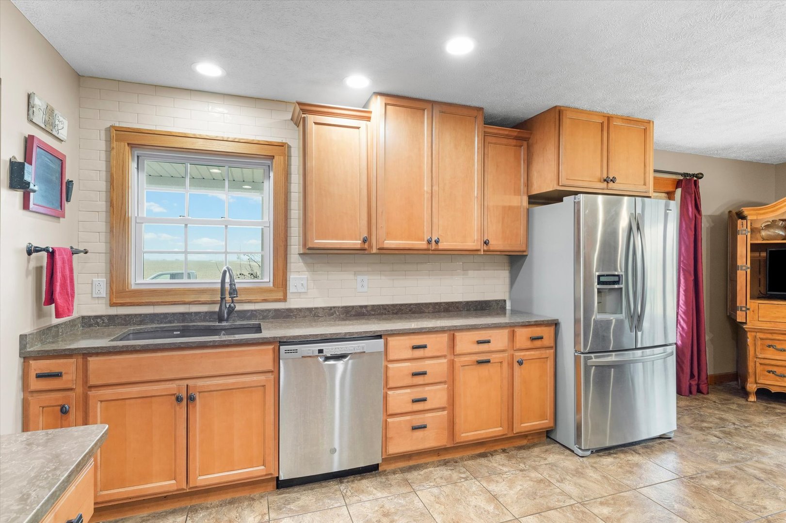 540 E 50n Road, Gibson City, IL 60936