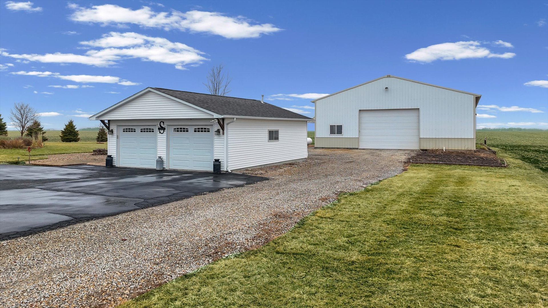 540 E 50n Road, Gibson City, IL 60936