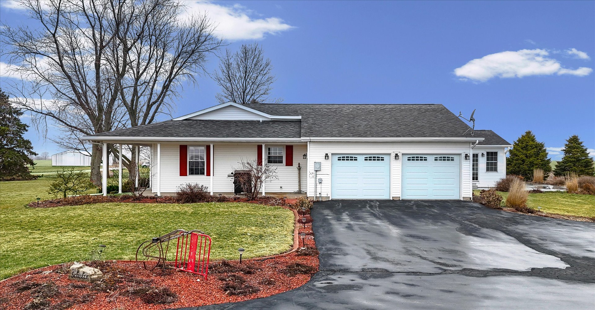 540 E 50n Road, Gibson City, IL 60936